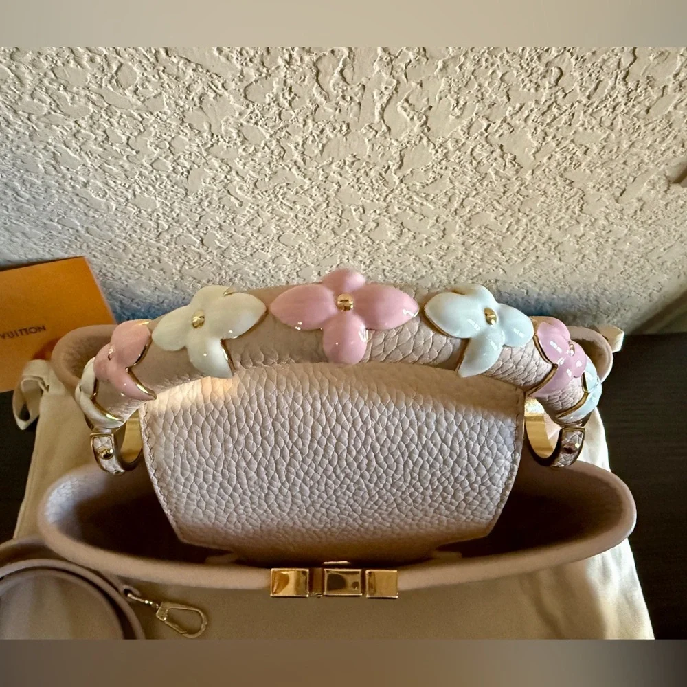 Louis Vuitton Capucines BB Flower Handle - Picture 4 of 12